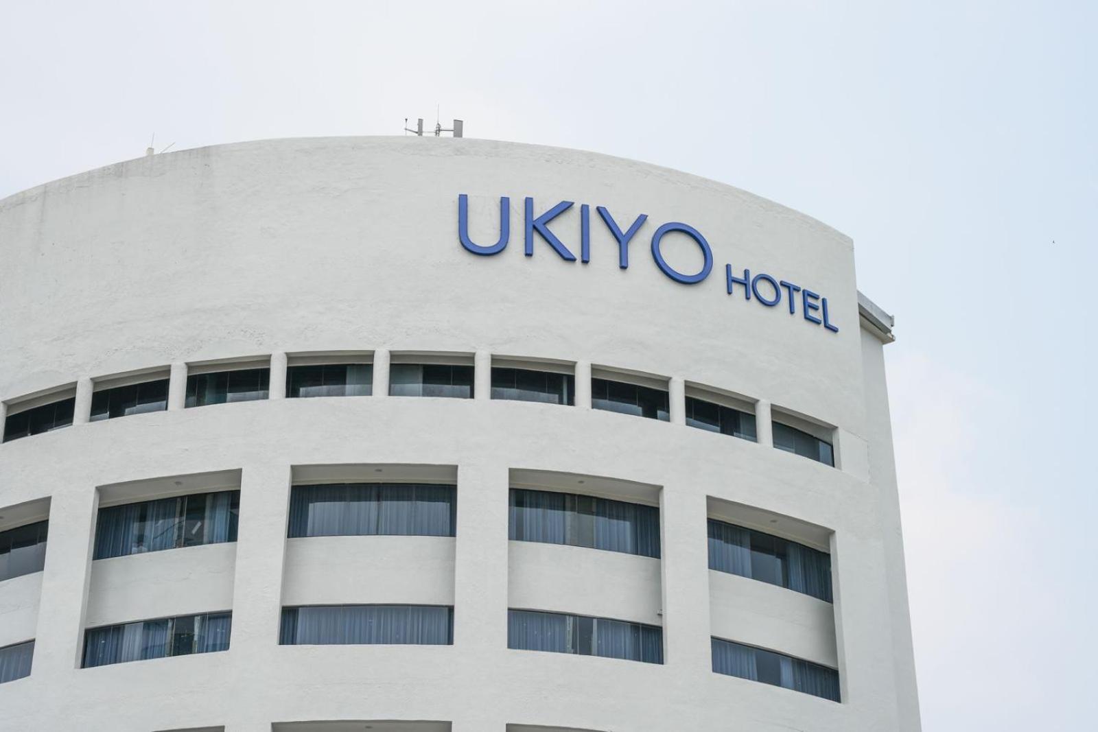 Ukiyo Suites Петалинг-Джая Экстерьер фото